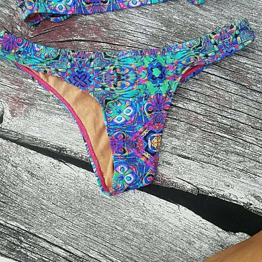 Halter Psychedelic Bikini Size Medium - image 3
